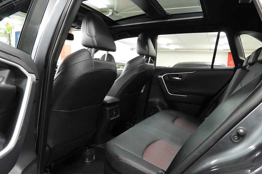 Toyota RAV4 Plug-in Hybrid E-CVT Style JBL SoV Hjul Panorama