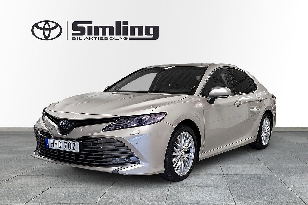 Toyota Camry 2,5 Hybrid Executive Premiumpaket / Vinterhjul