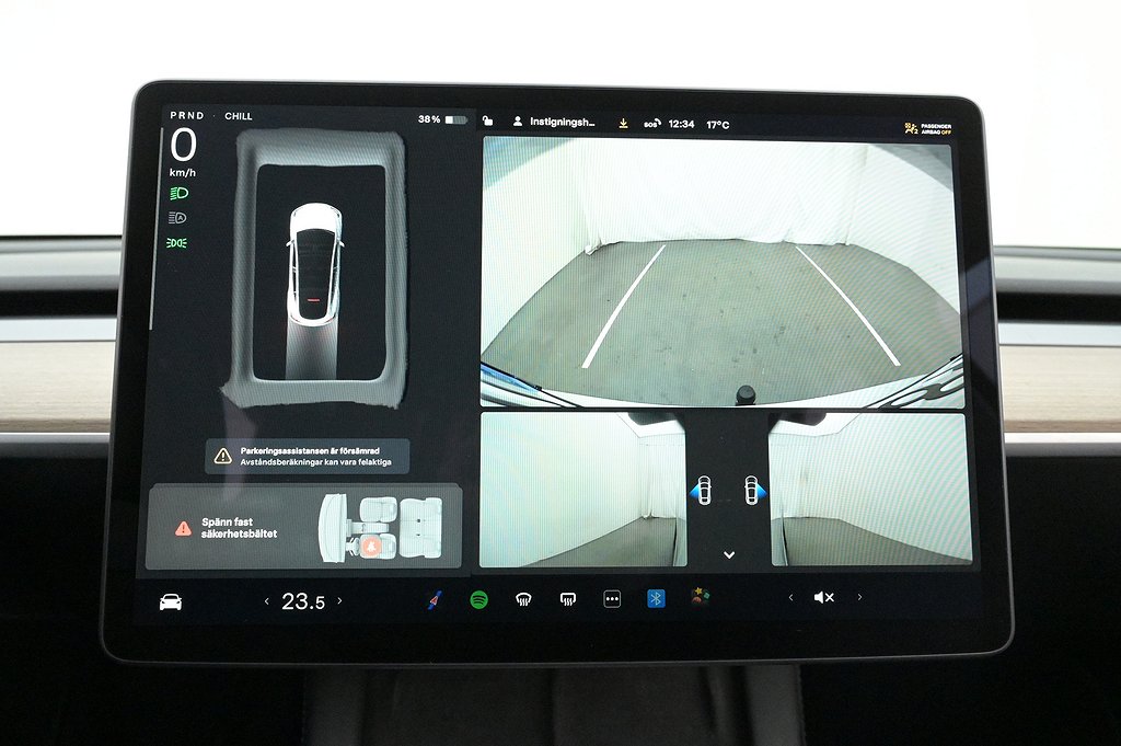 Tesla Model Y Standard Range RWD Autopilot Pano Drag V-hjul