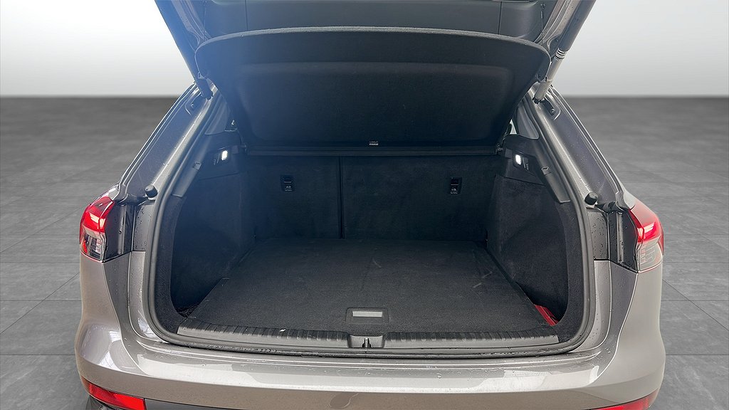 Audi Q4 e-tron 50 299 Hk quattro Proline Advanced