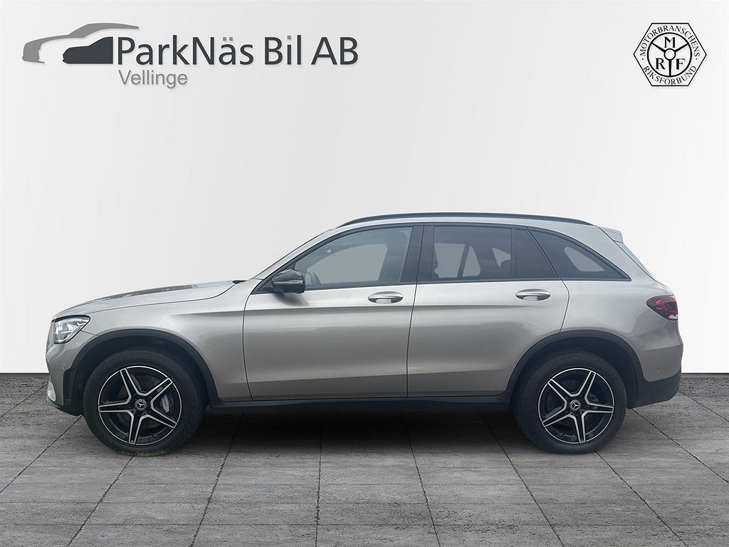 Mercedes-Benz GLC 300 de 4M AMG NIGHT PANO DRAG