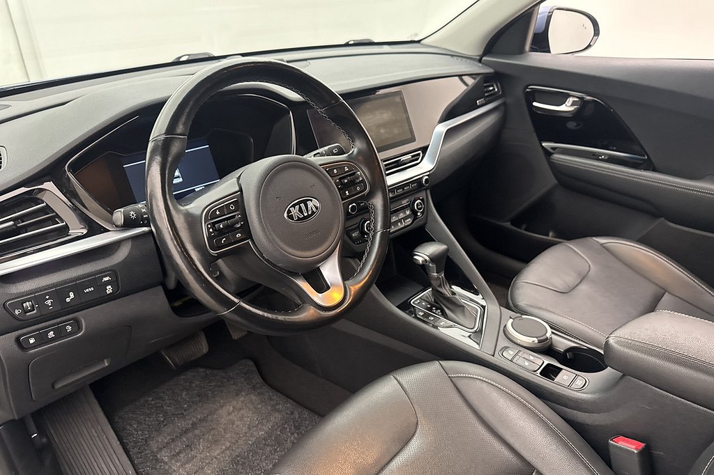 Kia Niro P-HEV Advance Plus 2 Cockpit Kamera Skinn Dragkrok