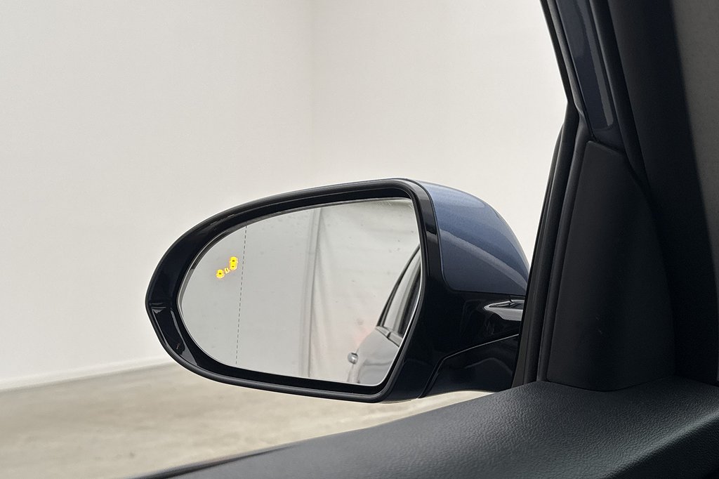 Kia Niro P-HEV Advance Plus 2 Cockpit Kamera Skinn Dragkrok