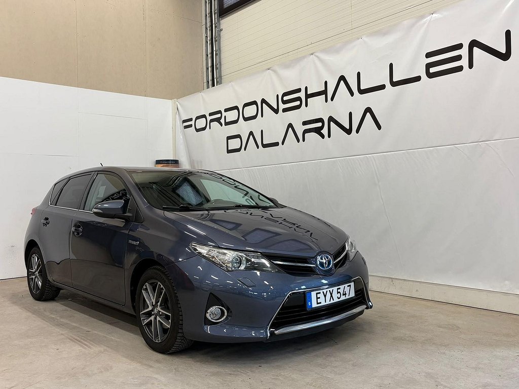 Toyota Auris Hybrid e-CVT Edition Feel / 360 kronor i skatt