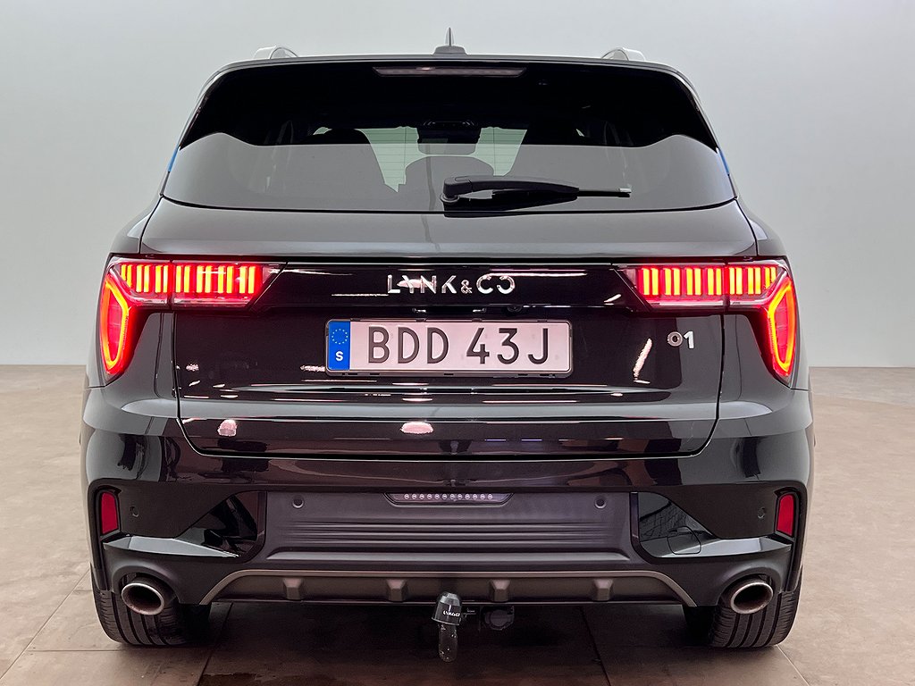 Lynk & Co 01 PHEV DCT | Panorama | Dragkrok | Navigation