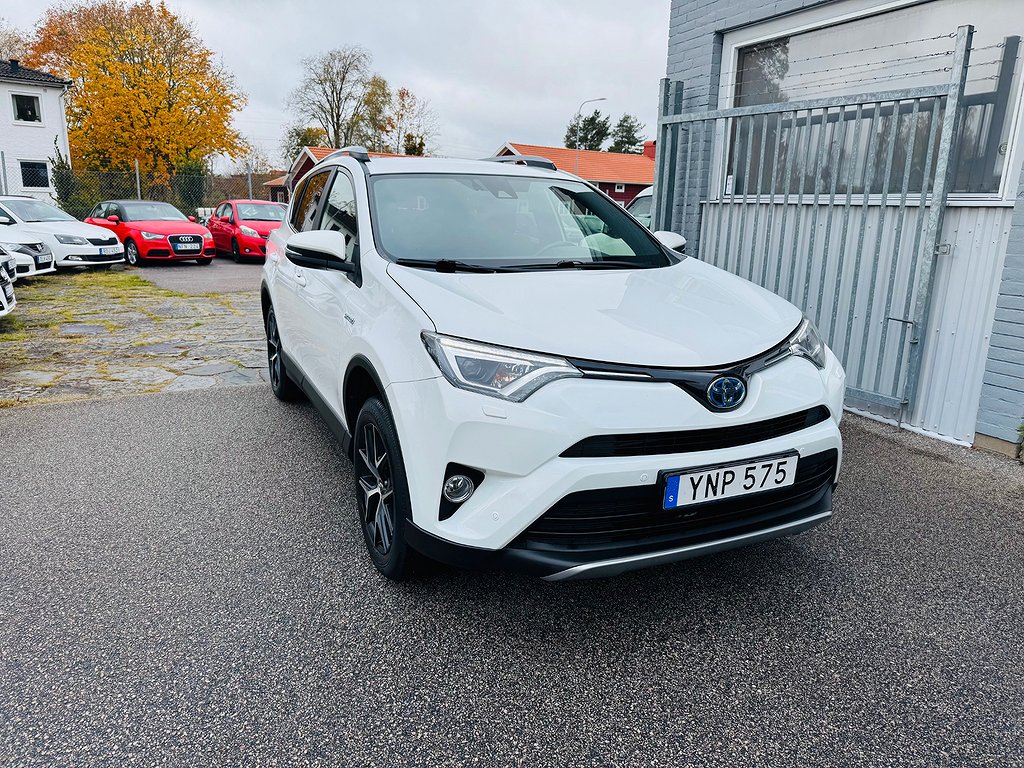 Toyota RAV4 HYBRID 2.5 VVT-i 197HK AWD-i ACTIVE PLUS / DRAG