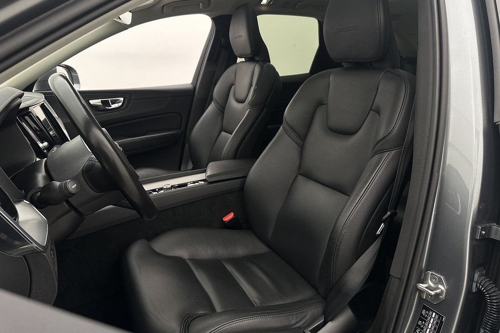 Volvo XC60 T8 AWD Inscription Läder Pano Värm 360° BLIS Drag