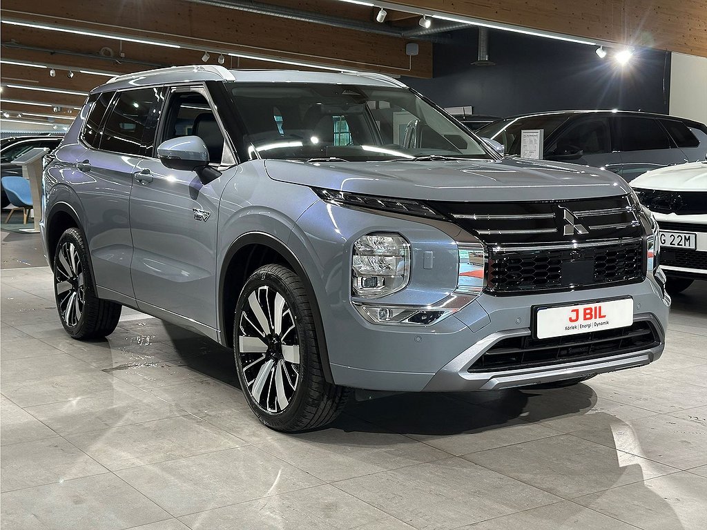 Mitsubishi Outlander Instyle PHEV Aut 4WD – DEMO