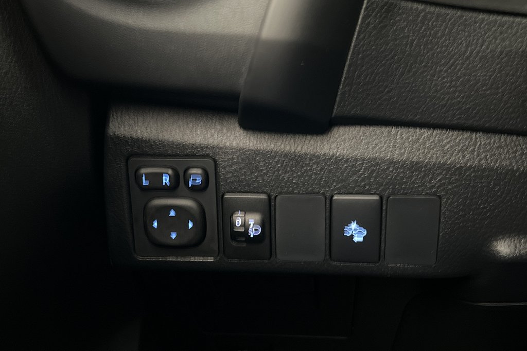 Toyota Auris Hybrid e-CVT Intense Edition Kamera Farthållare