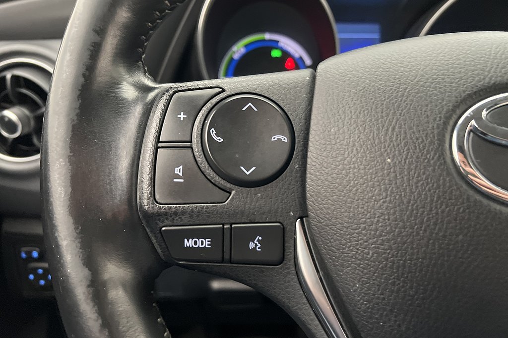 Toyota Auris Hybrid e-CVT Intense Edition Kamera Farthållare