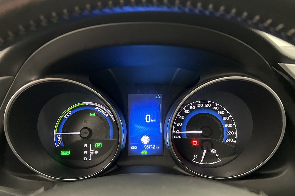 Toyota Auris Hybrid e-CVT Intense Edition Kamera Farthållare