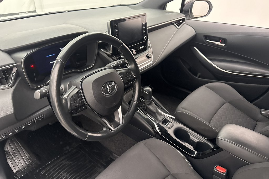 Toyota Corolla Sports Hybrid 122hk Style Kamera Navi BLIS
