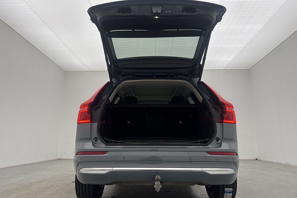Volvo XC60 Recharge T6 AWD Inscription Pano Drag H/K Värmare