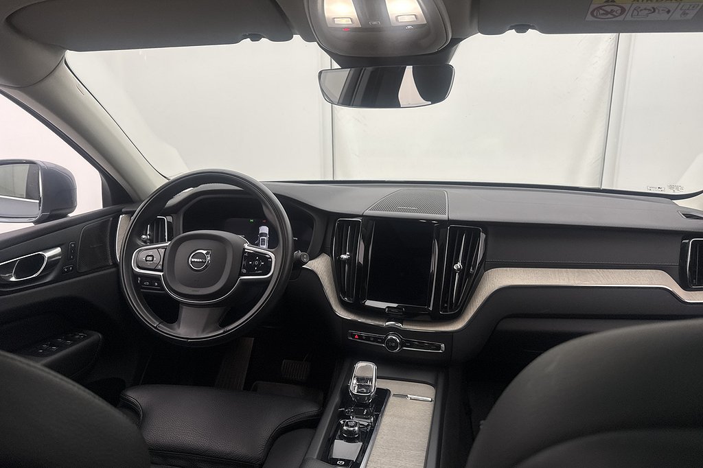 Volvo XC60 Recharge T6 AWD Inscription Pano Drag H/K Värmare