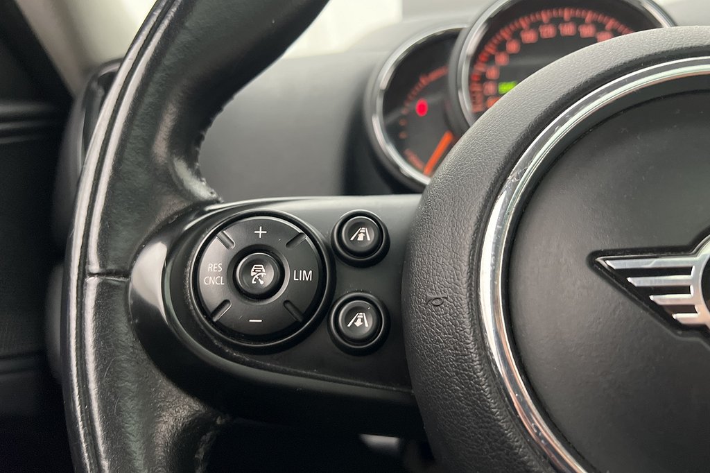 MINI Countryman SE ALL4 Salt II Panorama Kamera HUD Adaptiv