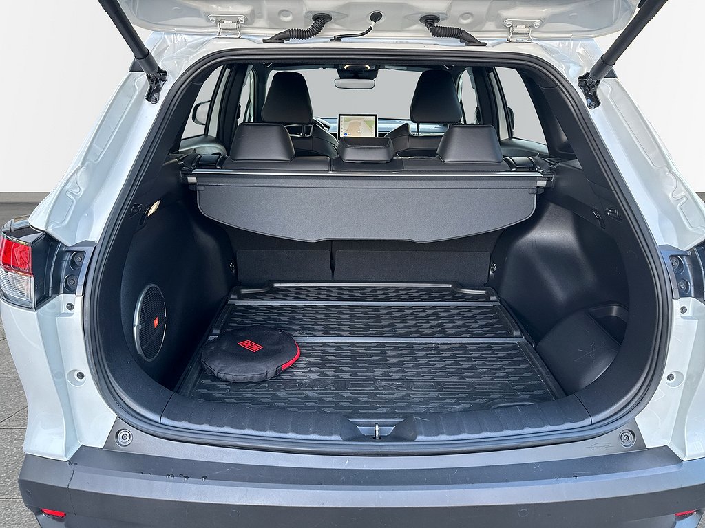 Toyota Corolla Cross 2.0 HSD AWD-i Executive JBL/V-Hjul/M-Värmare