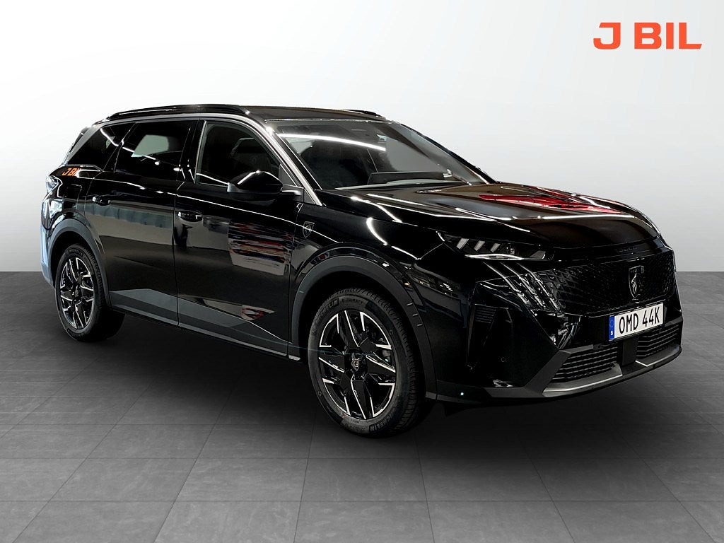 Peugeot 5008 GT Hybrid – DEMO