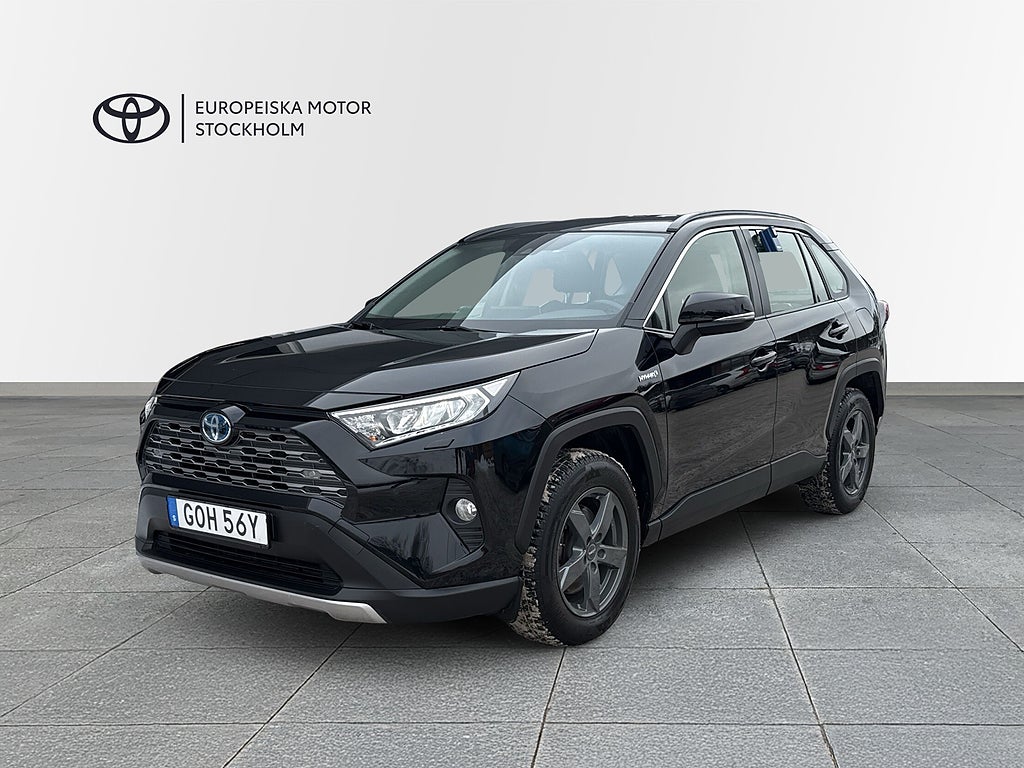 Toyota RAV4 2.5 HSD Active Komfortpaket / V-Hjul / P-Sensorer