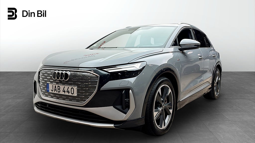 Audi Q4 e-tron 45 e-tron quattro S-Line Selection 265HK Panorama