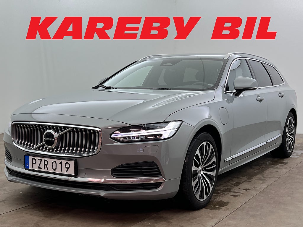 Volvo V90 Recharge T6 350hk 18.8kWh AWD Core Drag Backkamera Keyless