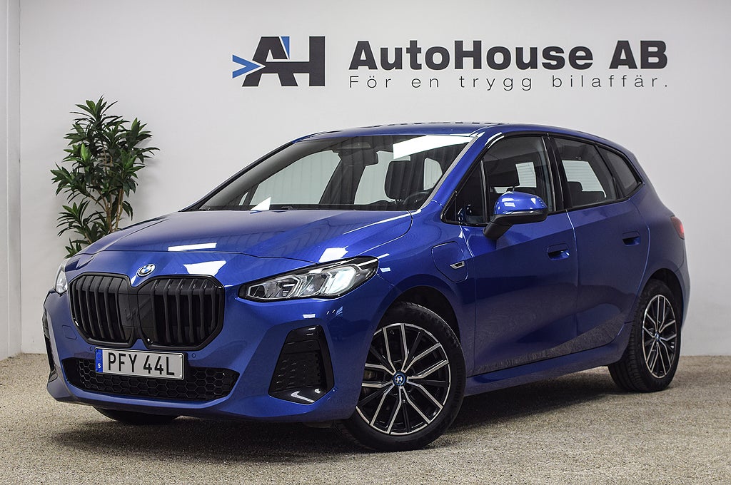 BMW 225e xDrive Active Tourer M Sport 16,3kWh B-kamera
