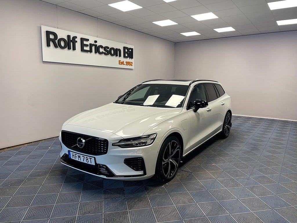 Volvo V60 T6 Plus Dark Edition