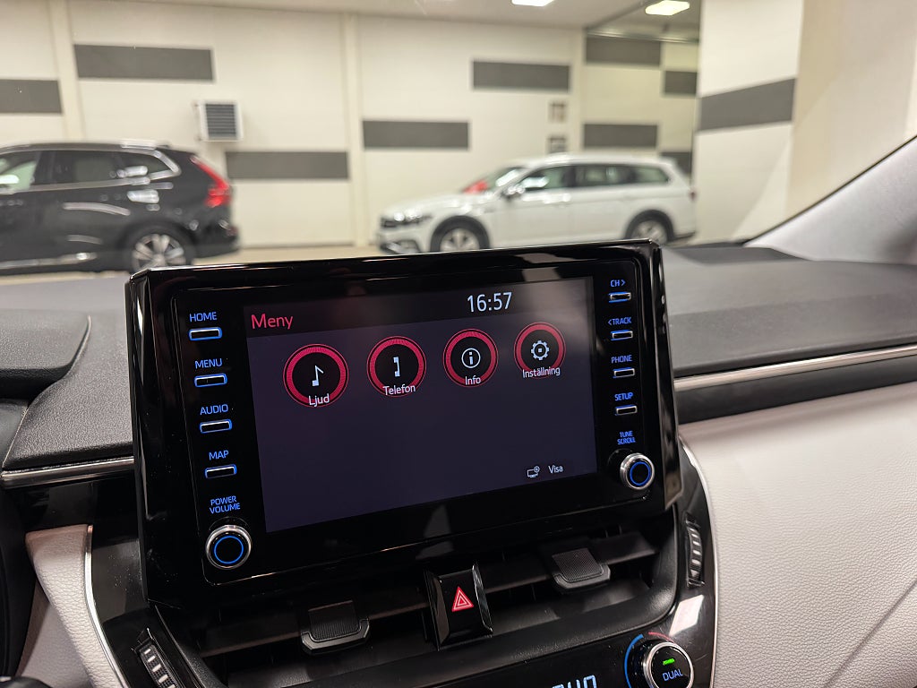 Toyota Corolla Hybrid e-CVT Life B-Kamera M/k värmare 5-d Euro 6