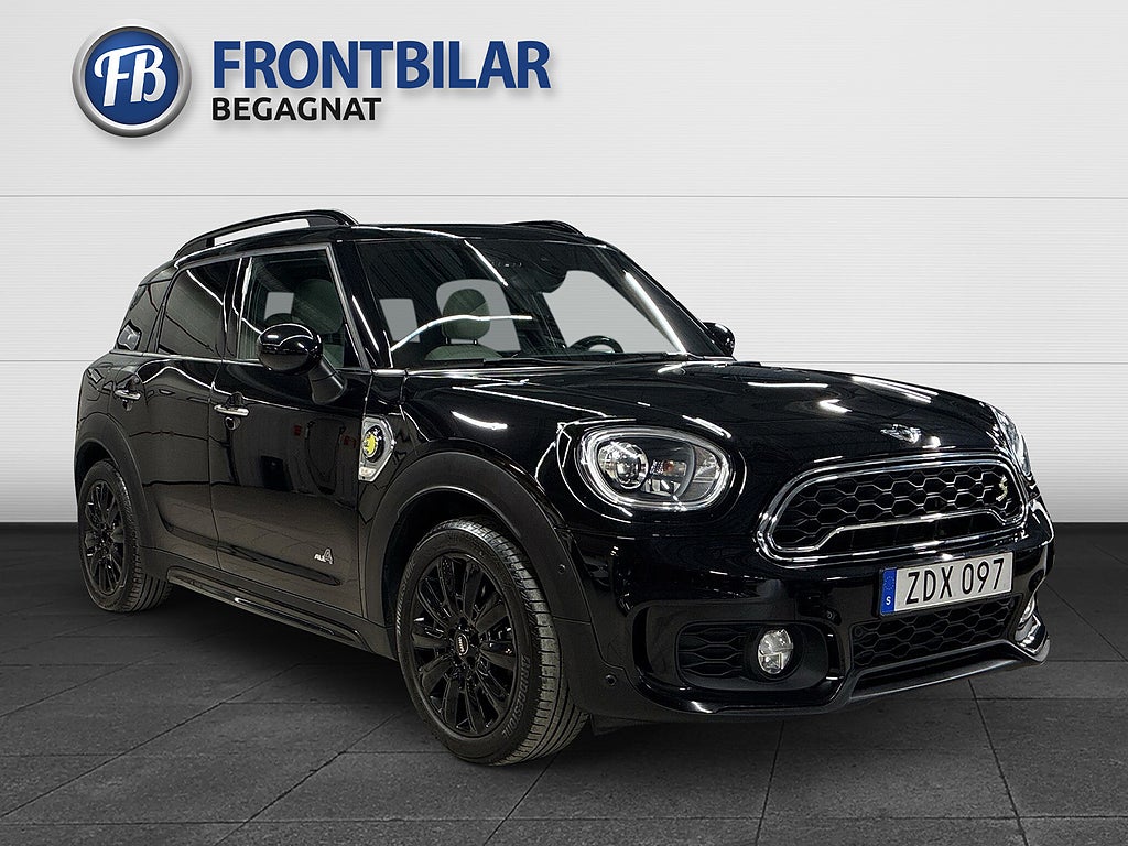 MINI Countryman Cooper SE ALL4 /Maximize/Plug in/Pano/