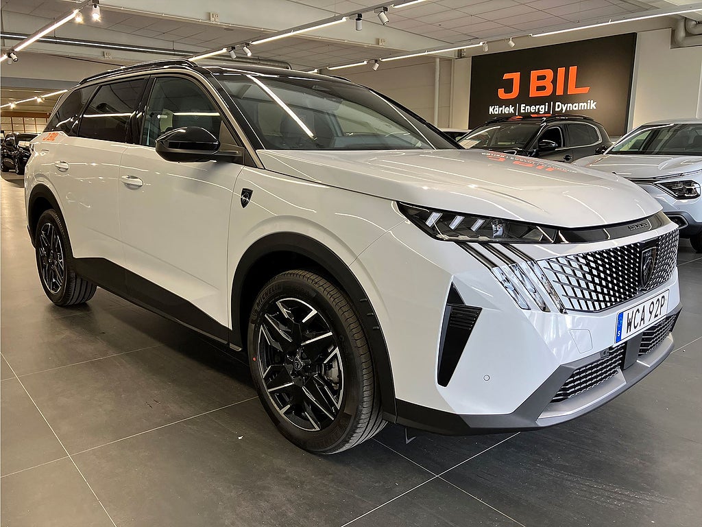 Peugeot 5008 GT Hybrid – DEMO