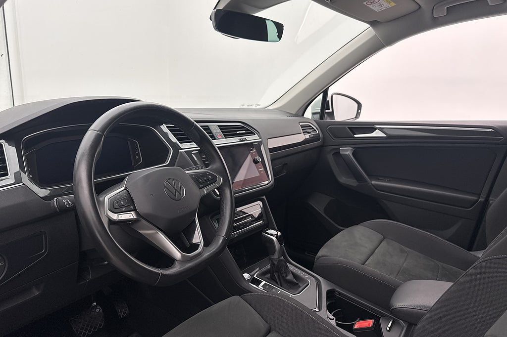 Volkswagen Tiguan EHybrid 1.4 TSI Elegance Cockpit CarPlay