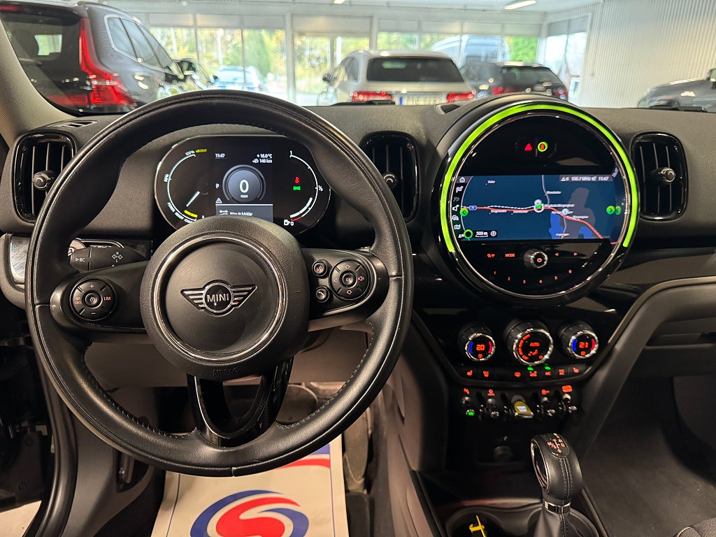 MINI Countryman Cooper SE ALL4 Steptronic Laddhybrid  220 Hk CarPlay