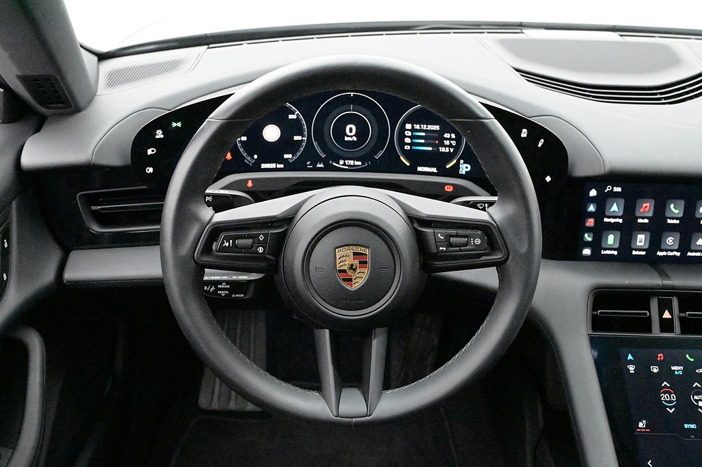 Porsche Taycan DD Kamera Navi Elstol LED Värmepump