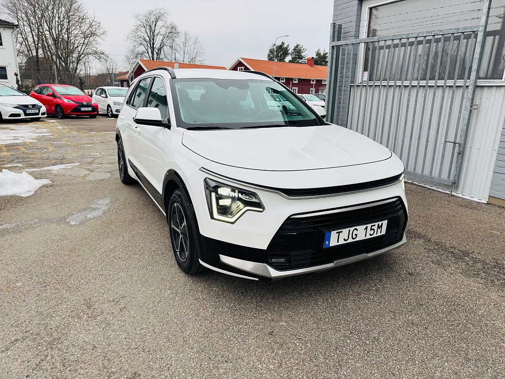 Kia Niro Hybrid 141HK ACTION AUTOMAT / NAVI