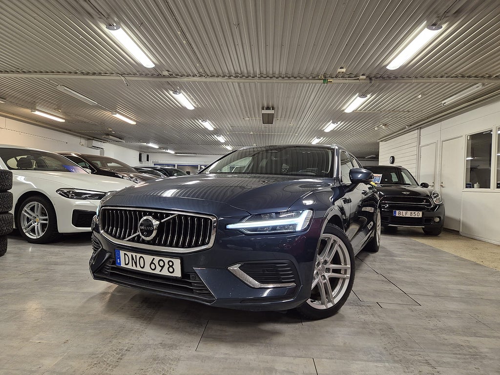 Volvo V60 Recharge T6 AWD Skinn /Drag / Dödavinkelvarnare