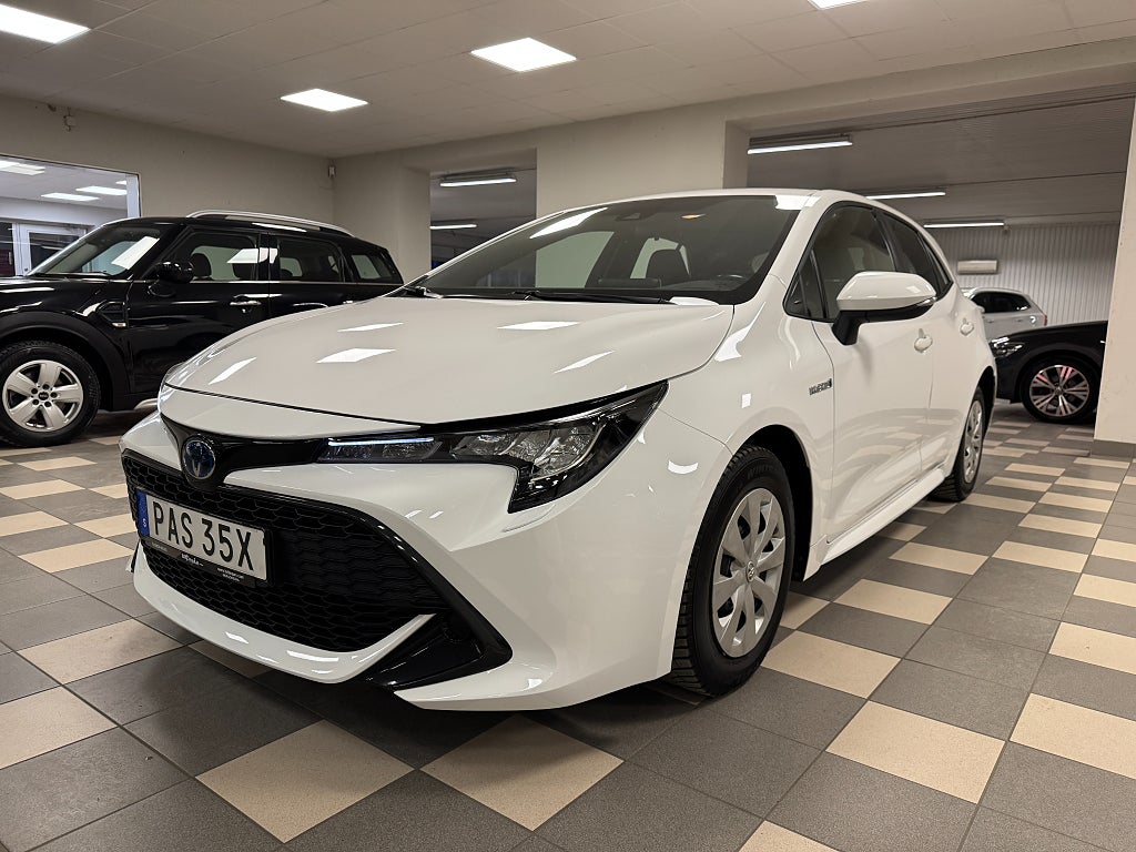 Toyota Corolla Hybrid e-CVT Life B-Kamera 5-d Euro 6