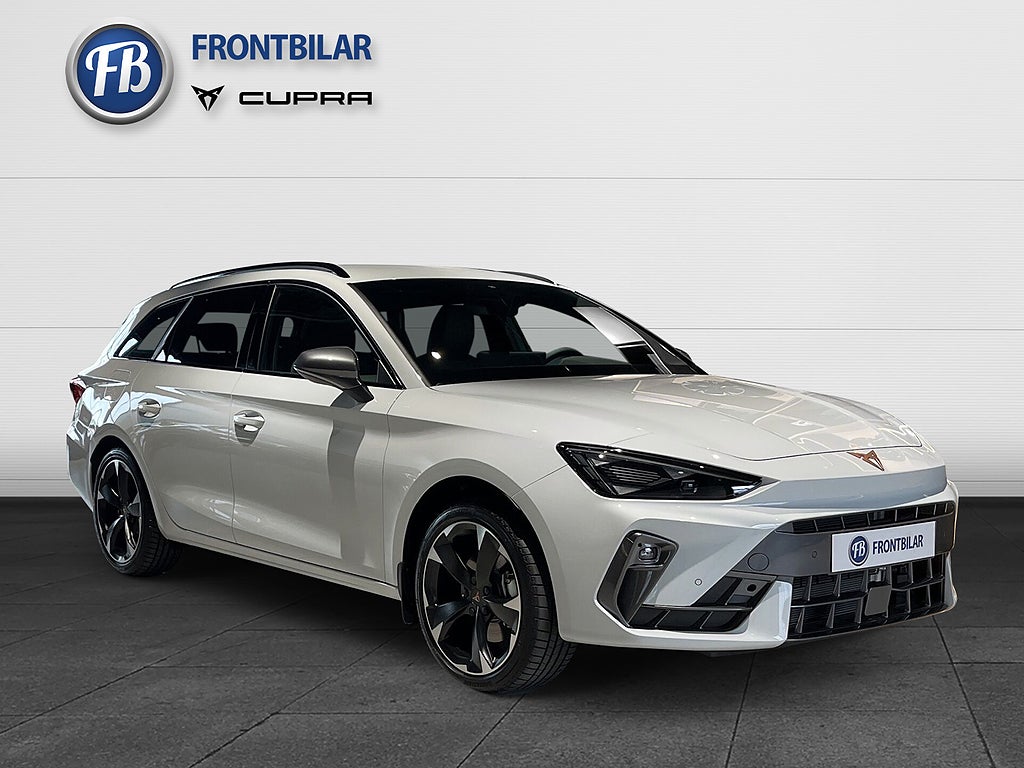 Cupra Leon Hybrid 12 mils-räckvidd Frontbilar-Edt