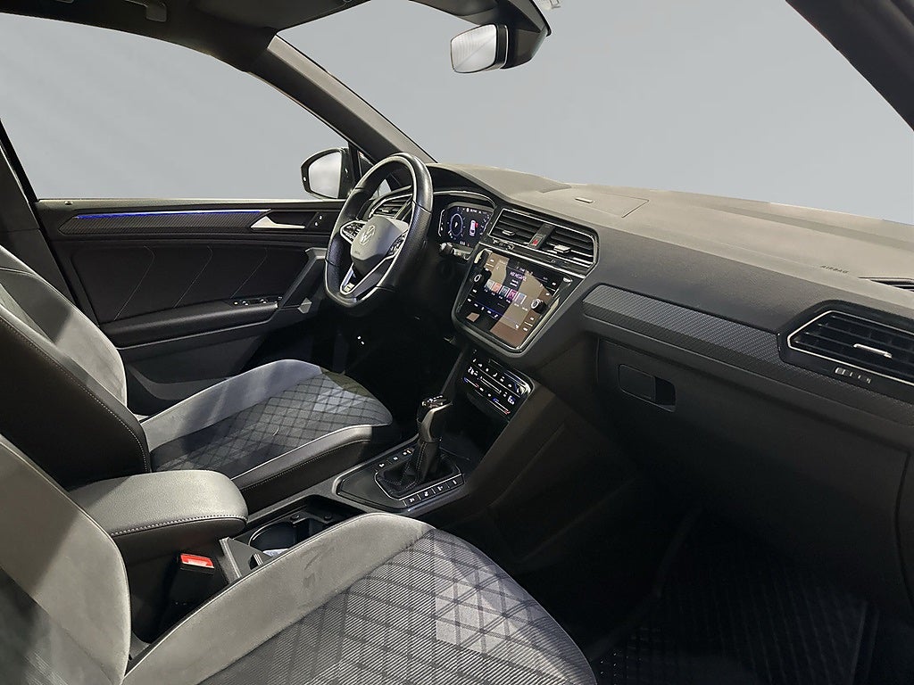 Volkswagen Tiguan R-LINE EHYBRID 1.4 TSI 150 HK DS