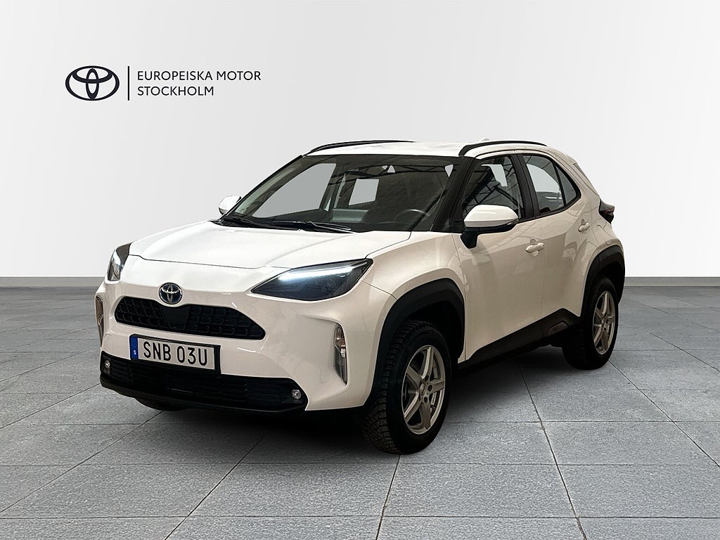 Toyota Yaris Cross 1,5 HYBRID ACTIVE VINTERHJUL BACKKAMERA CARPLAY