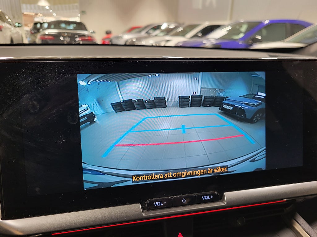 Toyota C-HR 2,0 PHEV Laddhybrid Executive / Vinterhjul