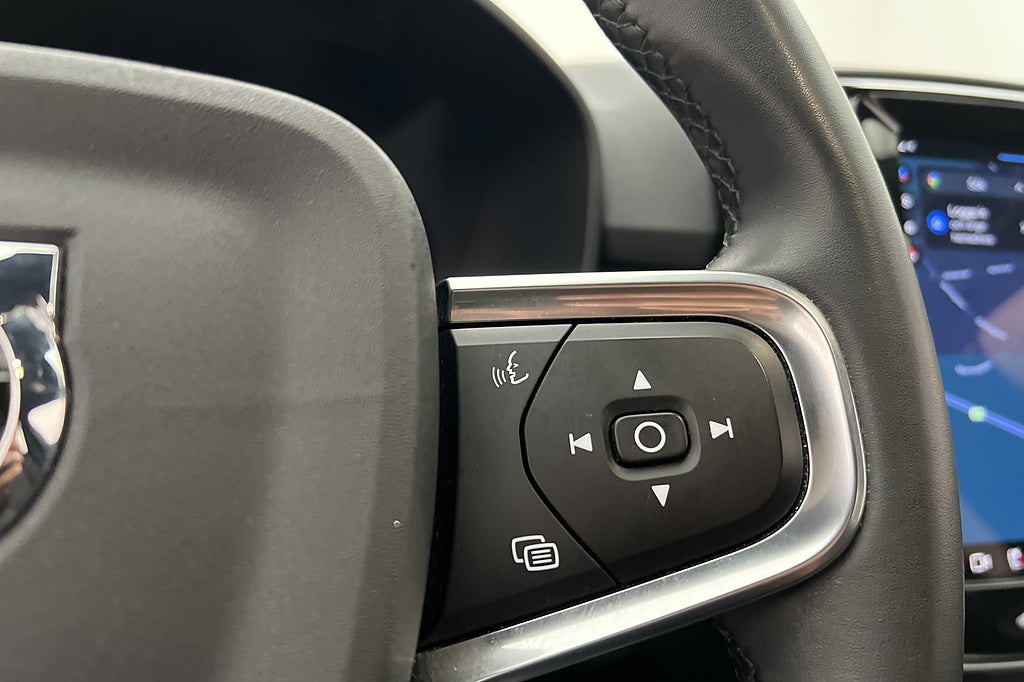 Volvo XC40 Recharge Single Värmare Kamera Keyless Navigation