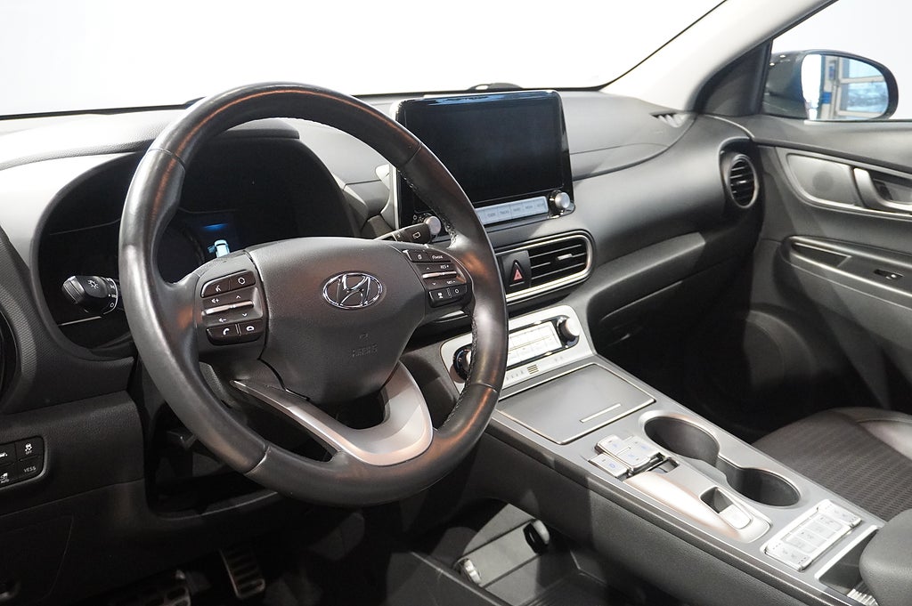 Hyundai Kona Ränta 4,99% | EV 64 kWh Premium Läder Nav Kamera
