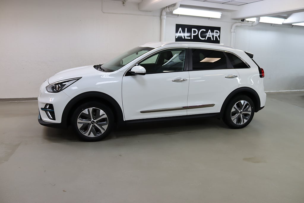 Kia Niro E- 64 KWH ADVANCE GLS MOMSBIL V-HJUL