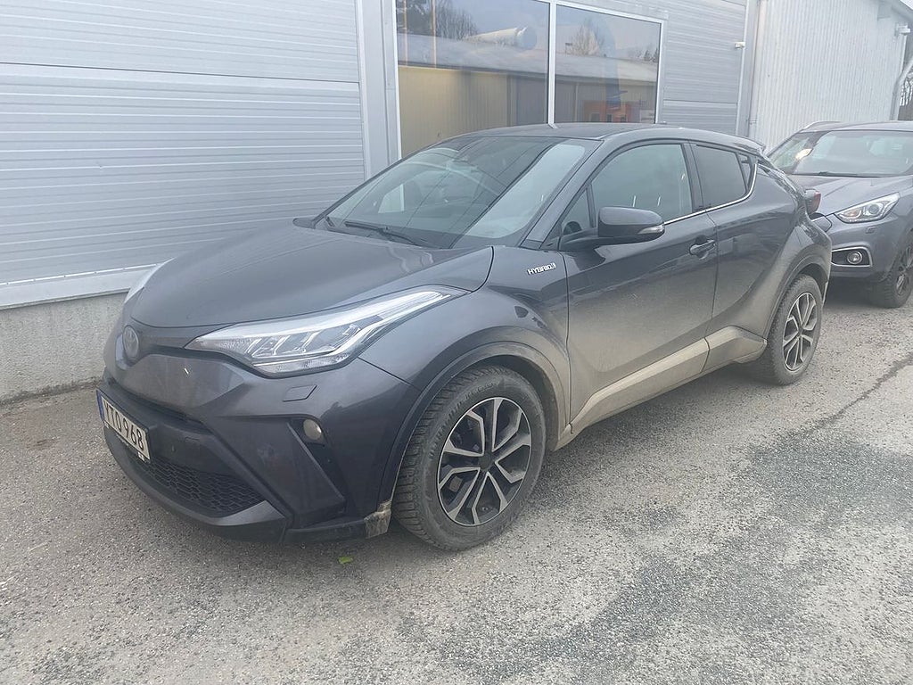 Toyota C-HR Hybrid 1,8 X-Edition | Vinterhjul | Motorvärmare