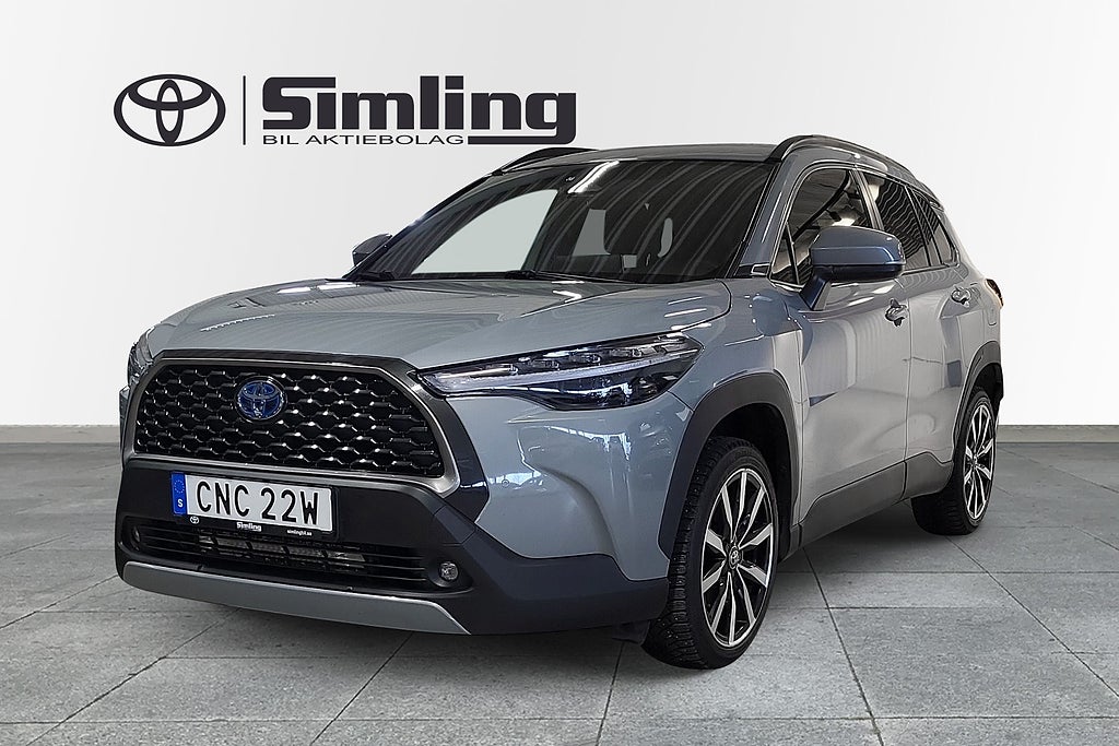 Toyota Corolla Cross 2,0 Hybrid AWD-i Style Plus / Drag / Vinterhjul