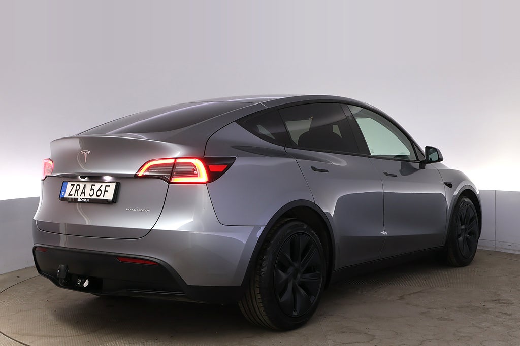 Tesla Model Y Long Range AWD Uppgrad. Autopilot Pano Drag