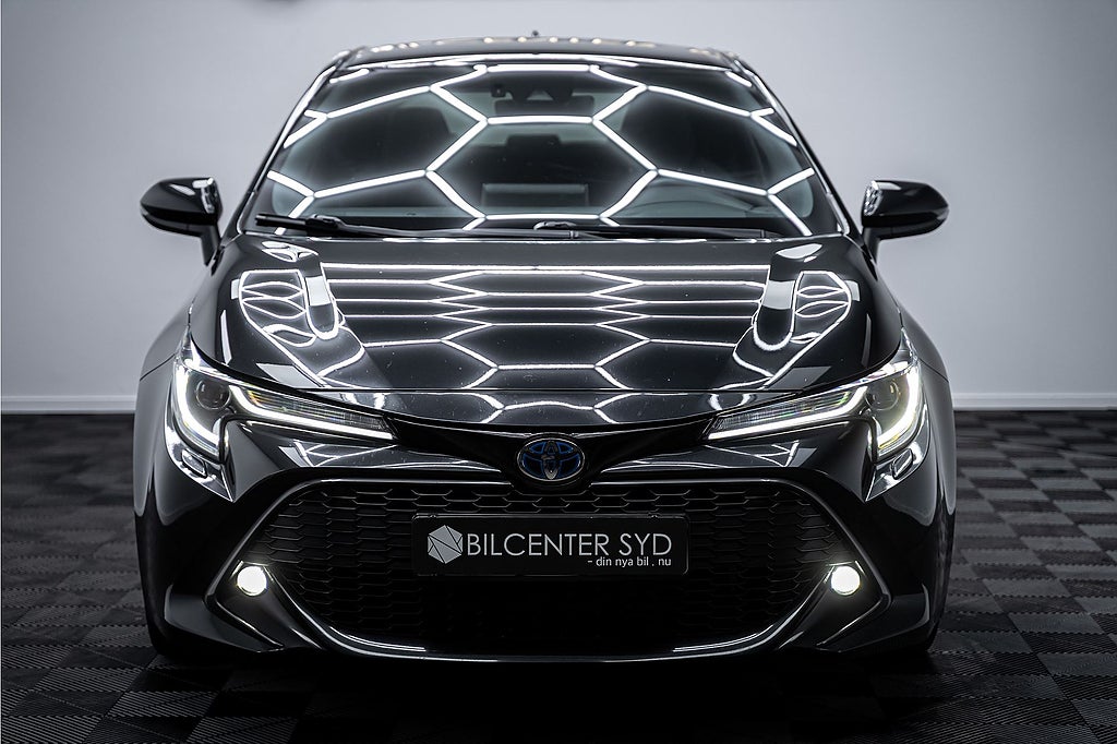 Toyota Corolla |Hybrid|e-CVT|Style|Kamera|Rattvärme|122hk