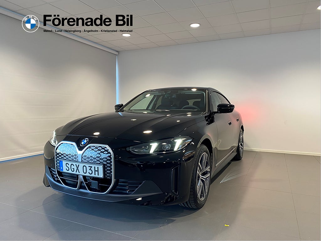 BMW i4 eDrive40 Rattvärme Adaptiv Farthållare