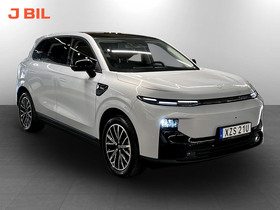 Leapmotor B10 Design ProMax Räckvidd WLTP 434km – OMGÅENDE LEVERANS!