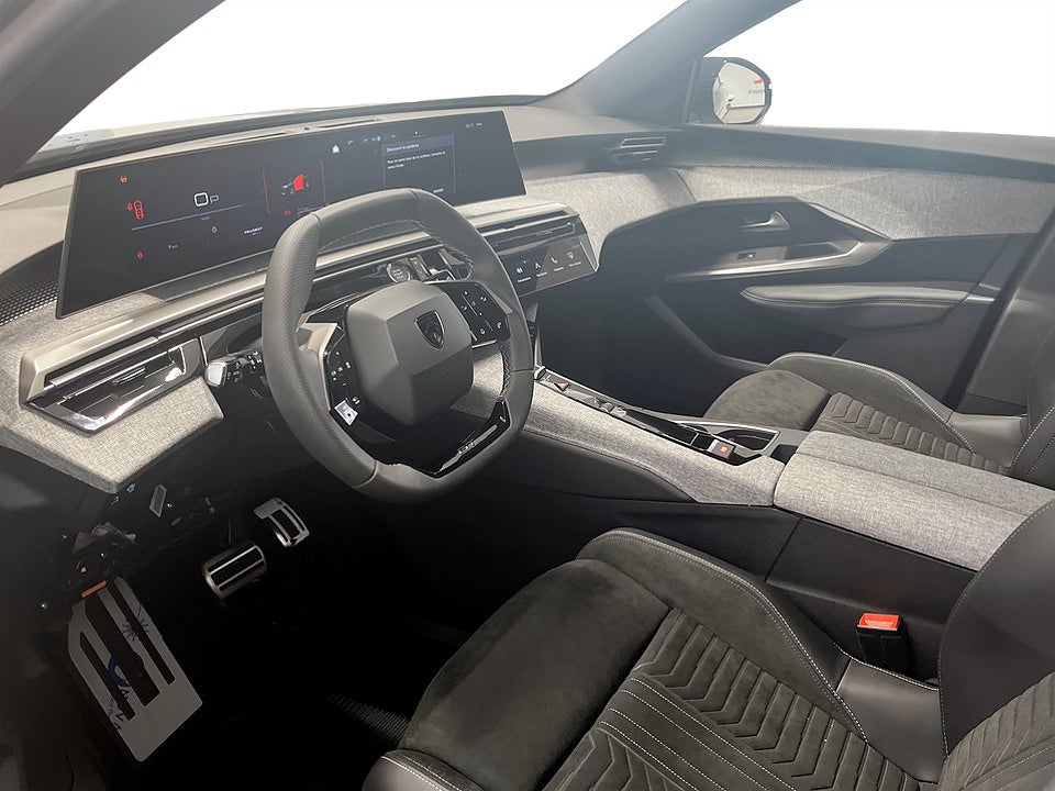 Peugeot 5008 GT Ultimate Hybrid – OMGÅENDE LEVERANS!