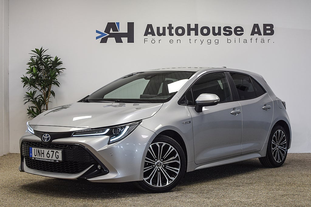 Toyota Corolla Hybrid e-CVT Style Rattvärme Backkamera Adaptiv Farthål